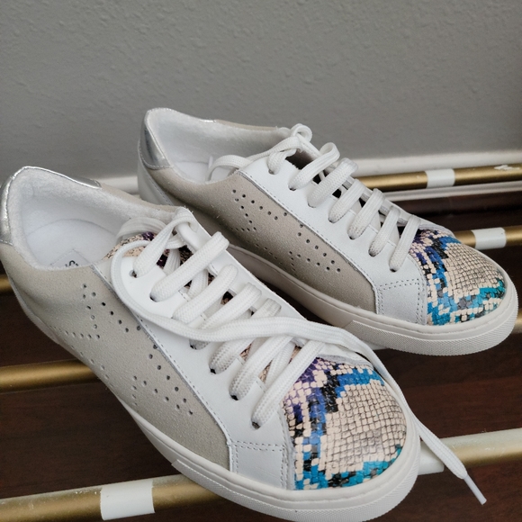 Rezume - Picture 2 of 3